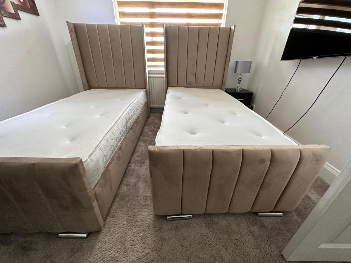 Sheri'S Home Away لندن المظهر الخارجي الصورة